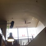 四川料理 ラーメィズ - 天井が高いです