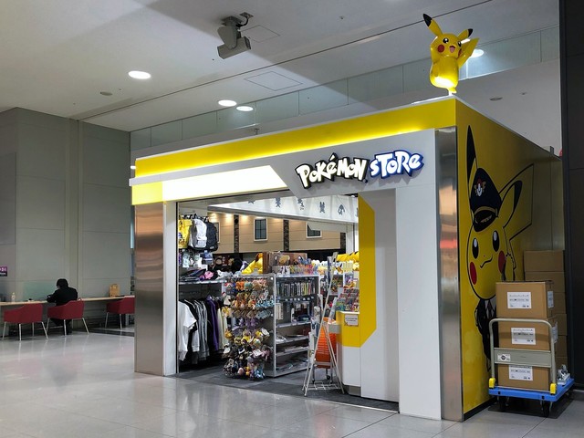 関西空港に2店舗あるポケモンストア٩ ๑ 0 ๑ ۶ By Pinkmomo 閉店 ポケモンストア 関西空港店 関西空港 その他 食べログ