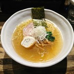 塩ラーメン　 750円