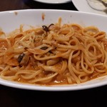 ナポリの食卓　パスタとピッツァ - 生パスタ、モチモチで美味です。