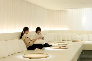 Loites レストラン 飲食店の検索 半個室のお席ございます Chano Ma池袋 チャノマ