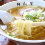 青竹手打ラーメン 日向屋 - 