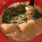 らーめん椛 - 濃厚豚骨ラーメン700円