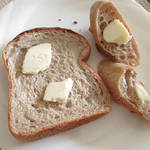 パリアッシュ - 自家製粉の食パンです。１斤500円（外税）