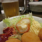 居酒屋　かみがしま - チーズポテト 断面(2018年12月)