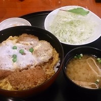 とんかつ まい泉 青山本店 - ロースカツ丼　990円