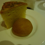 リストランテ・マッサ - パン2種