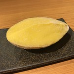 Yakinikuarata - まるごと果実マンゴー　500円