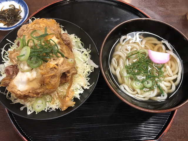 徳兵衛うどん 上津店>