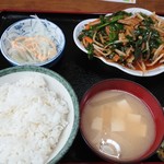 ふじみや食堂 - ニラレバ炒め定食