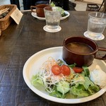 マグネットカフェ竹園 - サラダ＆スープ