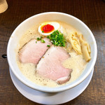 ラーメン家 みつ葉 - 濃厚ハッターイケ麺