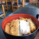 黄金比そば食堂 あつぎ長寿庵 - けっこうサクサク寄りのカツ丼