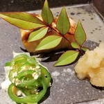 馳走 啐啄一十  - (18)金目鯛(静岡県駿河湾産・サスエ前田鮮魚店)の炭火焼き、万願寺唐辛子、湯葉