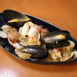 アフレキッチン - アサリとムール貝のアクアパッツァ
