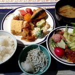 Denshou Sennen No Yado Sakan - 朝食バイキング