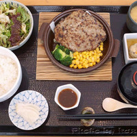 江戸前肉割烹 宮下 - ハンバーグ