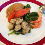 Chouju - 前菜の盛り合わせ  牡蠣に海老、棒々鶏もなかなか美味しいです♫