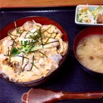 十八番 - 親子丼。¥700。