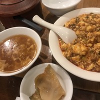 個室中華 頤和園 溜池山王店 - 