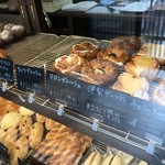 小春日和 - 料理写真:デニッシュ系が人気なのかな？よく売れていますね！（２０１８．１２．１３）