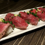 肉バル MEAT BOY N.Y - ローストビーフ寿司