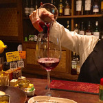 伽藍Bar - ボジョレーが無くなったので赤ワインをカラフェで