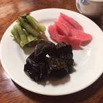 手打ち大石田そば　きよ - サービスの漬物合い盛り