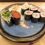 鬼朝 - 松にぎりの白魚といくらと巻物