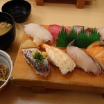 Sushi Waka - 日替わり大定食
