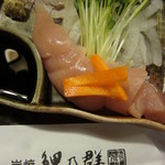 鯉乃群 - ササミ刺身　最強