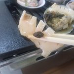 新島水産 - アワビ、中の肝と絡めて頂きます。