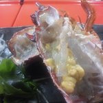 新島水産 - 伊勢海老頭は後で焼きます。