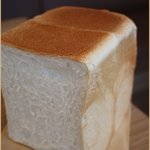 ベッカライ 徳多朗 - 角食パン