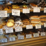 ショーケースには18種類