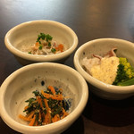 馳走飯屋 成佑 - 突き出しは多種類用意！