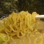 北海道らーめん おやじ - 中太縮れ麺