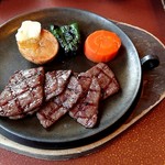 ビーフクラブ ノエル - 松阪牛の網焼き