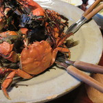 飴源 - つがにに丁度いい、かに割りが用意されました