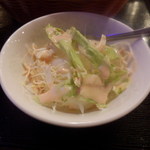 ロイヤル ナン カレー - サラダ