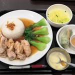 新大久保 アジア屋台村 - ベトナム風チキンライスセット 790円