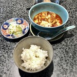 イチリン ハナレ - 真鱈の白子 麻婆豆腐、ご飯＆ザーサイの浅漬け