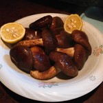 波浮港 - 椎茸の酒蒸し