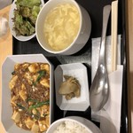 舞鶴麺飯店 - 