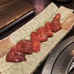 Sumibi Yakiniku Tsuru Gyuu - 