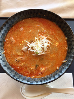 그란디 가루이자와 골프 클라부 - グランディ軽井沢名物 ポークと野沢菜漬けの担々麺