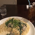 スパゲッテェリア・ピアノピアノ - 牡蠣とホーレン草のクリームスパゲティ
