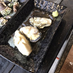 かき小屋 大島 - 牡蠣の昆布焼き