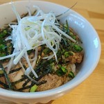 秋田の中華そば shin - 肩ロース丼300円