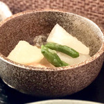 よねさん - 鮭南蛮と冬瓜の小鉢